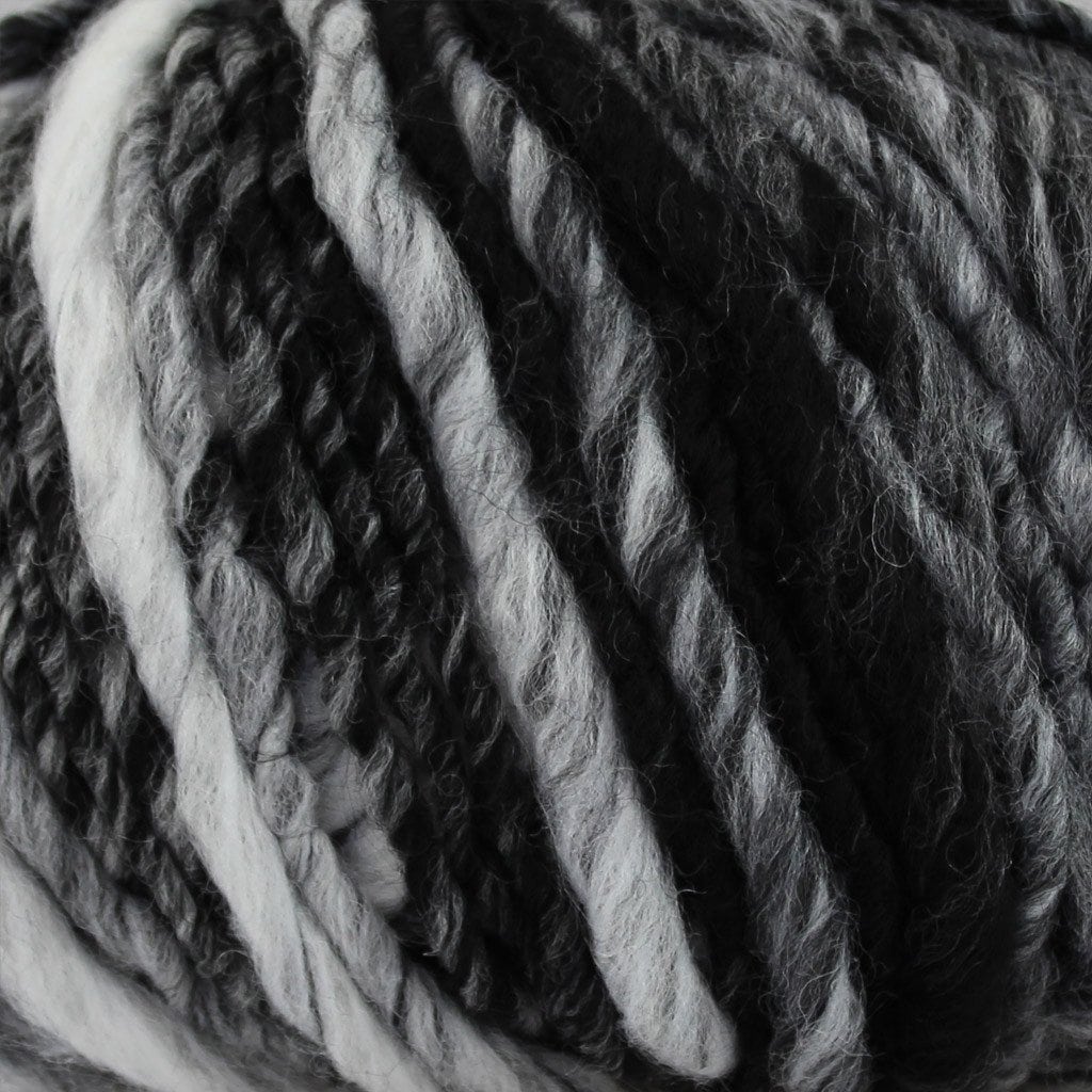 Katia Ushuaia super chunky yarn 53% Virgin Wool 47% Acrylic 610 black white