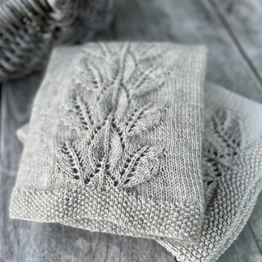 Autumn Leaves Baby Blanket and Chunky Throw| Kiwi Stitch & Knit Co Knitting Pattern - Image 2