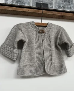 mio jacket & hat 8 ply| kiwi stitch co knitting pattern